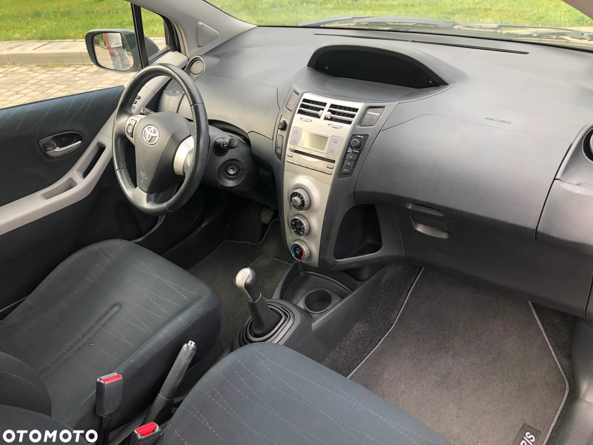 Toyota Yaris - 27