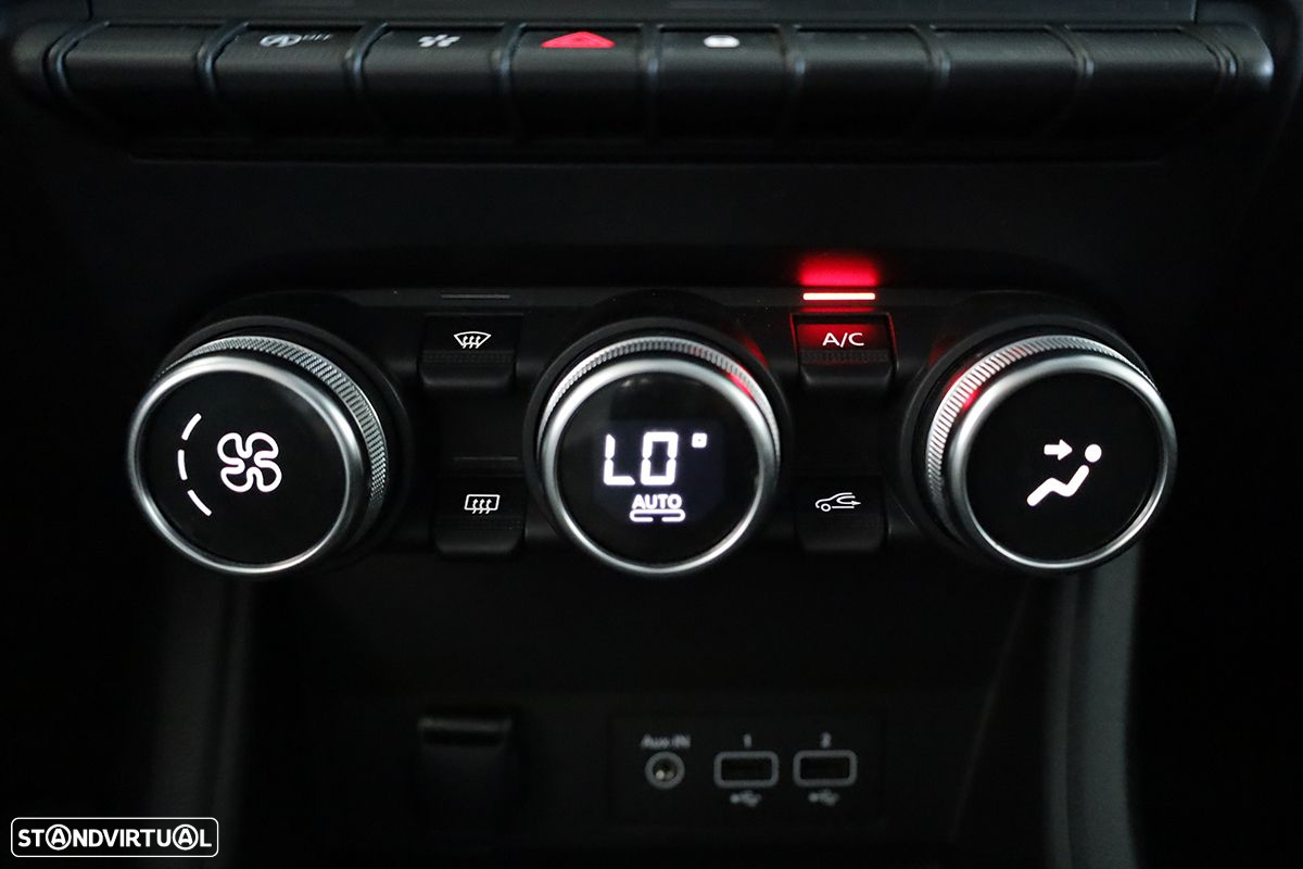 Renault Captur 1.0 TCe Techno Bi-Fuel - 13