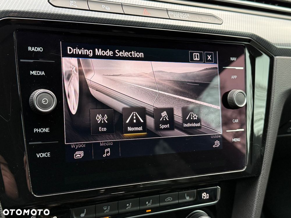 Volkswagen Arteon 2.0 TDI 4Motion SCR R-Line DSG - 30