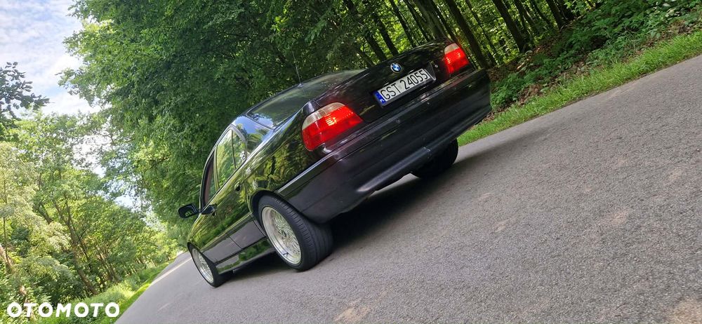 BMW Seria 7 - 5