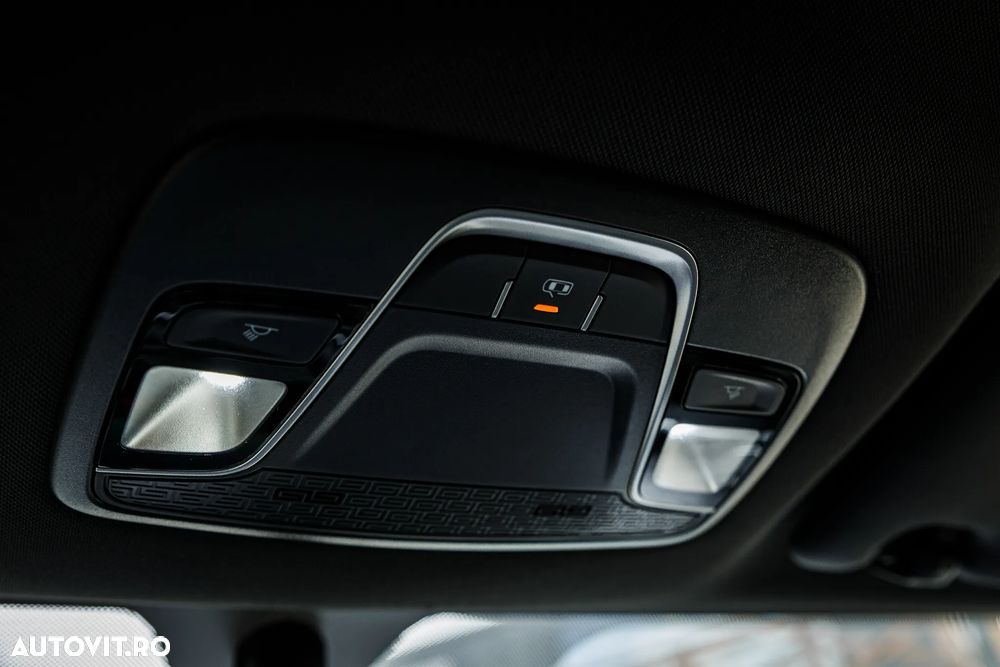 Geely Coolray - 28