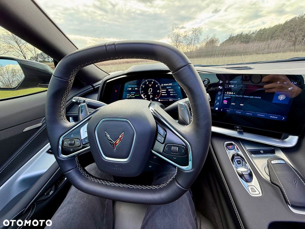 Chevrolet Corvette - 11
