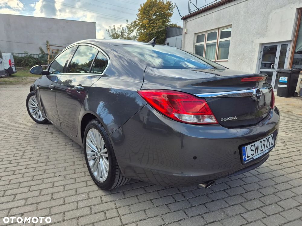 Opel Insignia 2.0 T Cosmo - 13