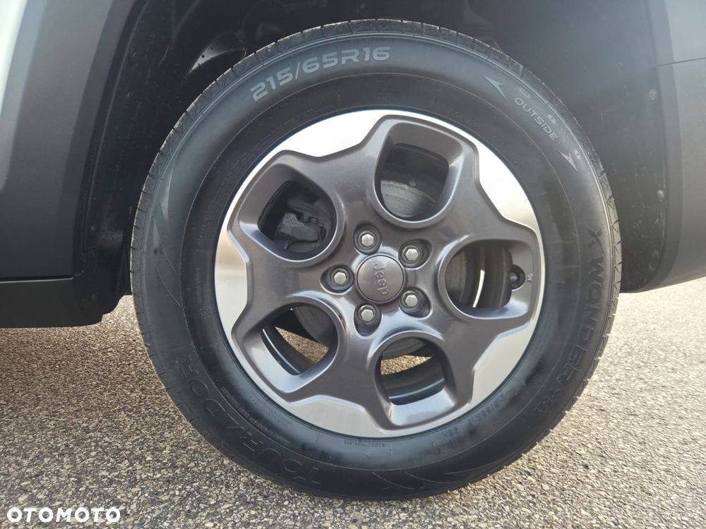 Jeep Renegade 1.4 MultiAir DSG Business Line - 26