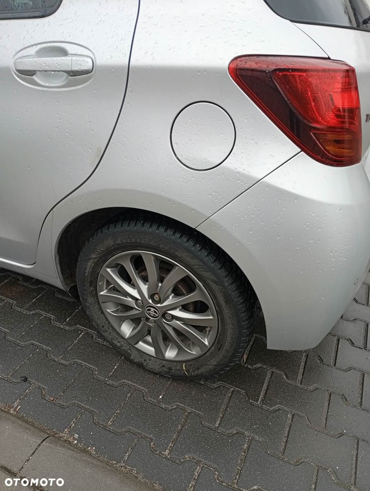 Toyota Yaris 1.33 Active - 5