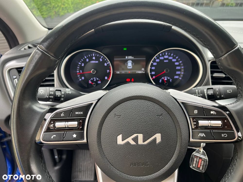 Kia Ceed 1.5 T-GDI M - 14