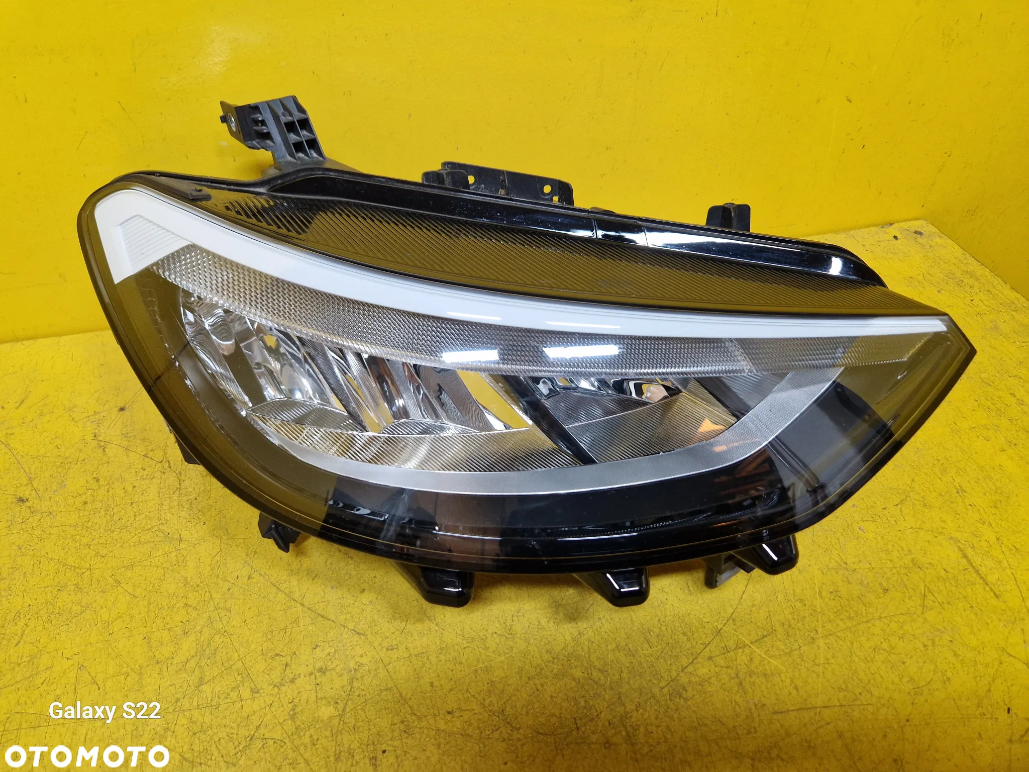 VW ID3 ID 3 LAMPA PRZEDNIA PRAWA LED FULL 10B941006A - 3