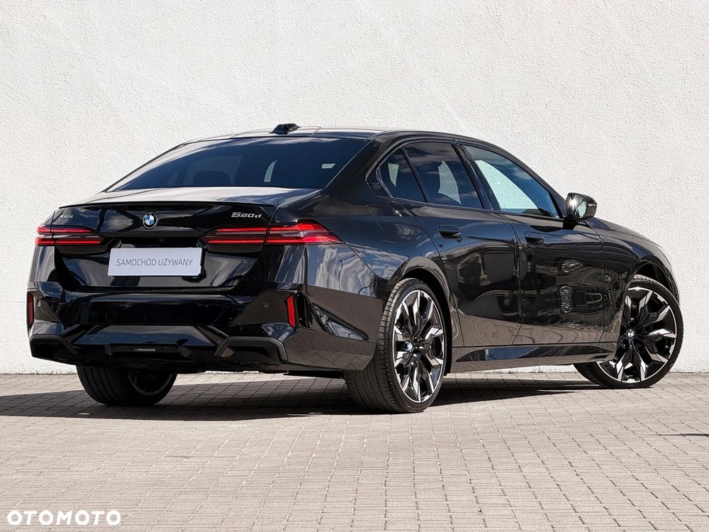 BMW Seria 5 520d xDrive - 2