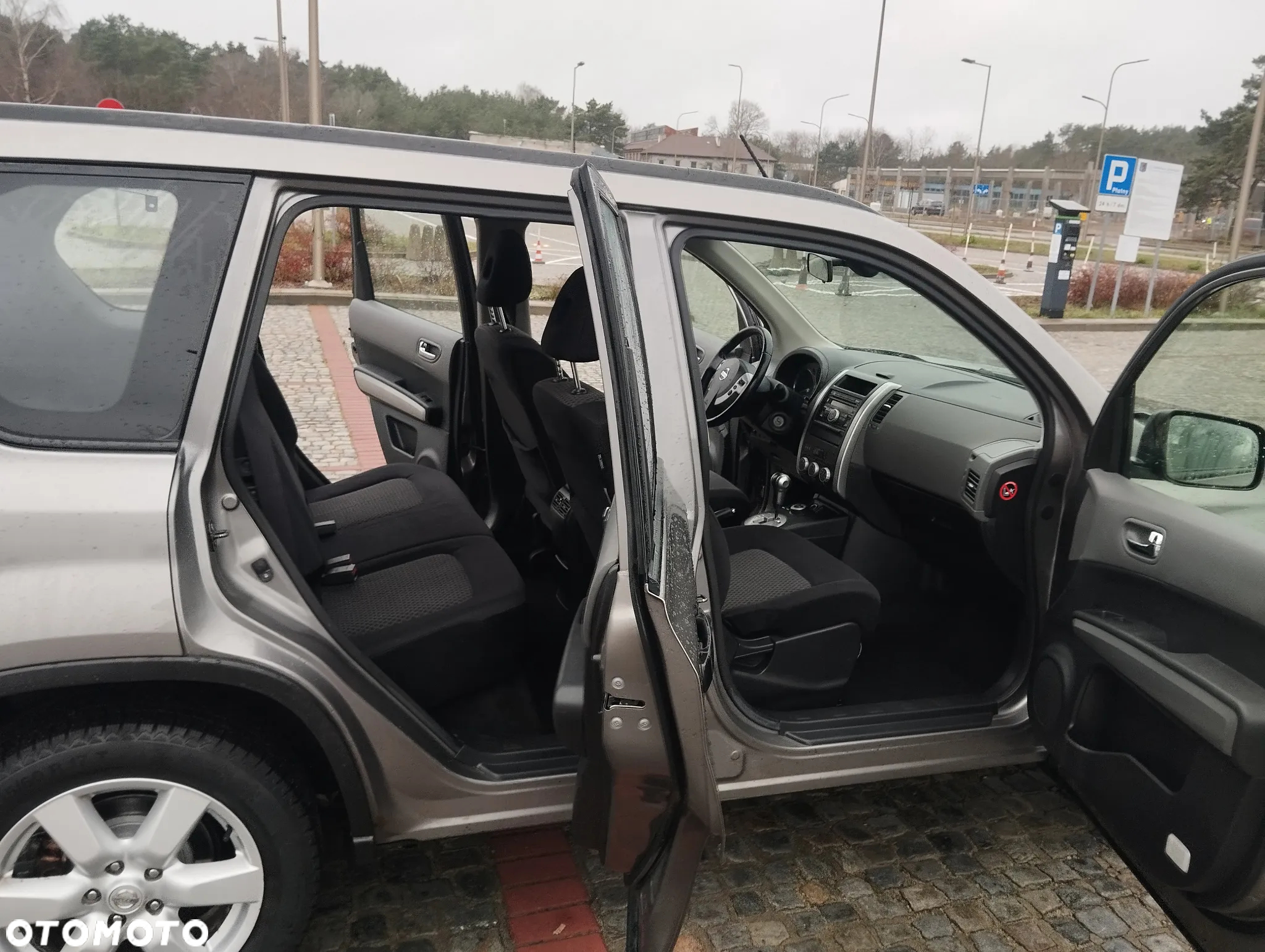 Nissan X-Trail 2.0 dCi 4x4 DPF Automatik Platinum - 6