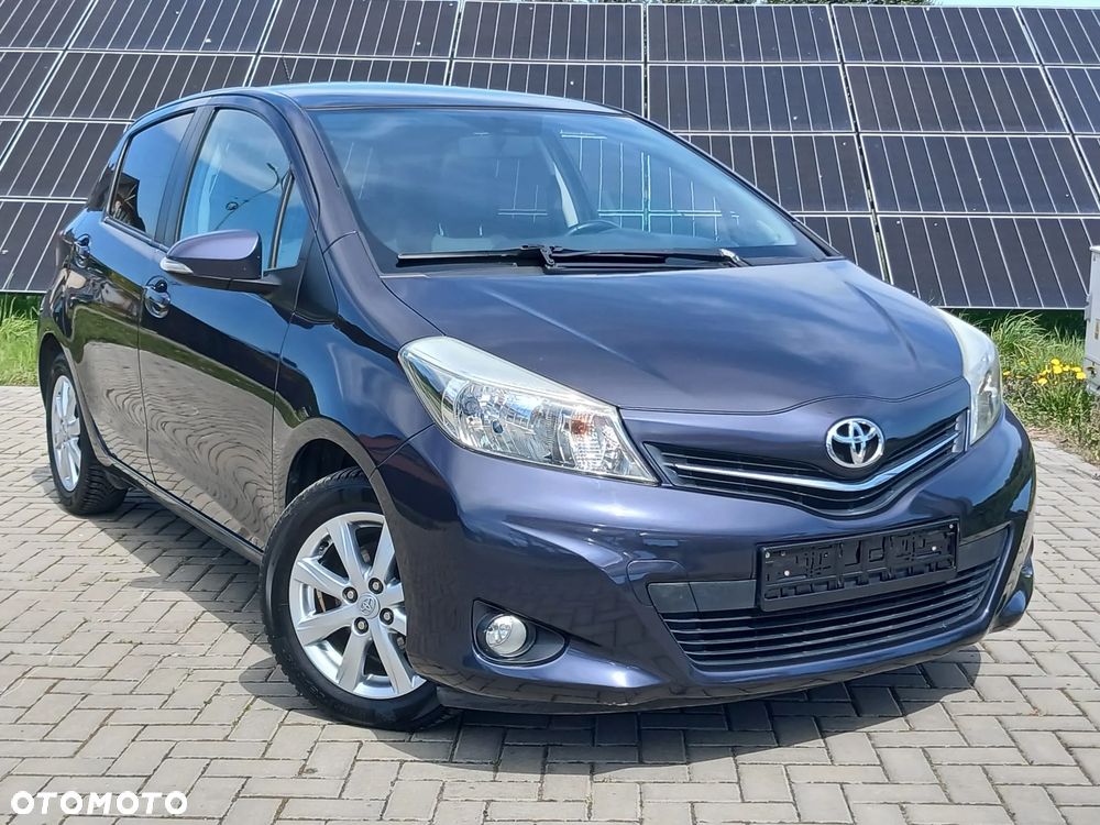 Toyota Yaris 1.33 VVT-i Lounge - 17