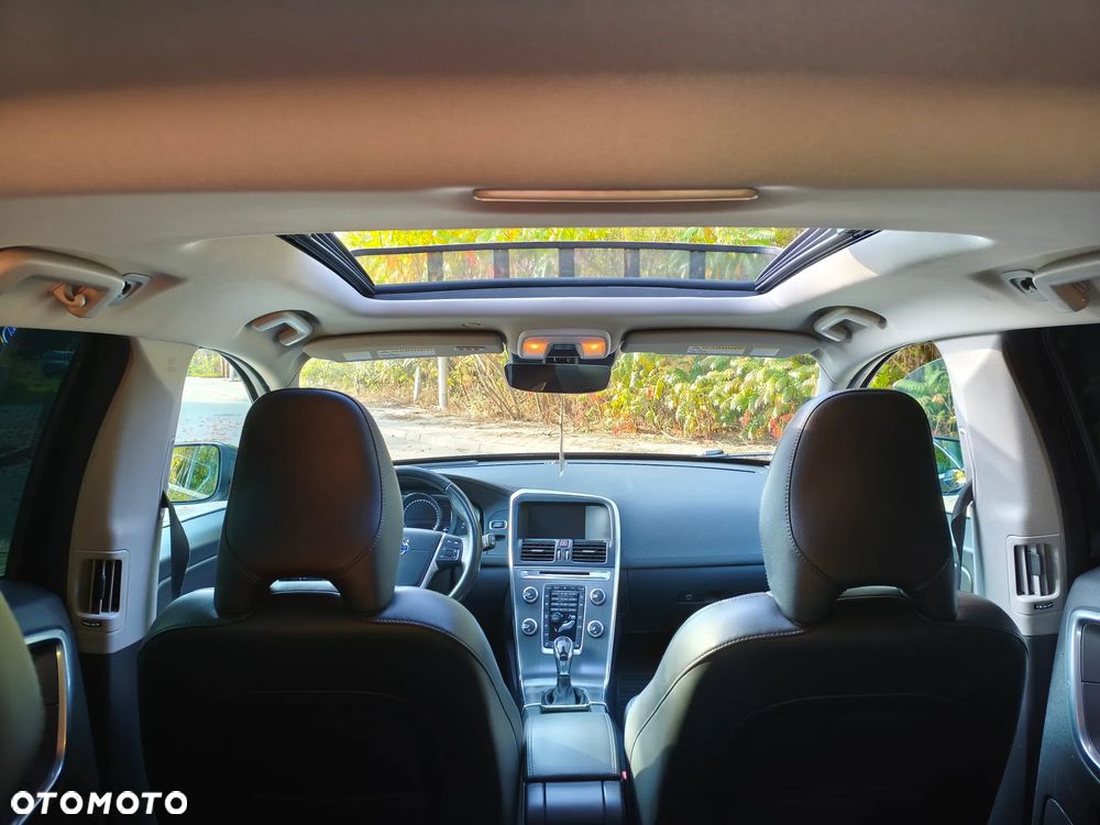 Volvo XC 60 T5 AWD Summum - 19
