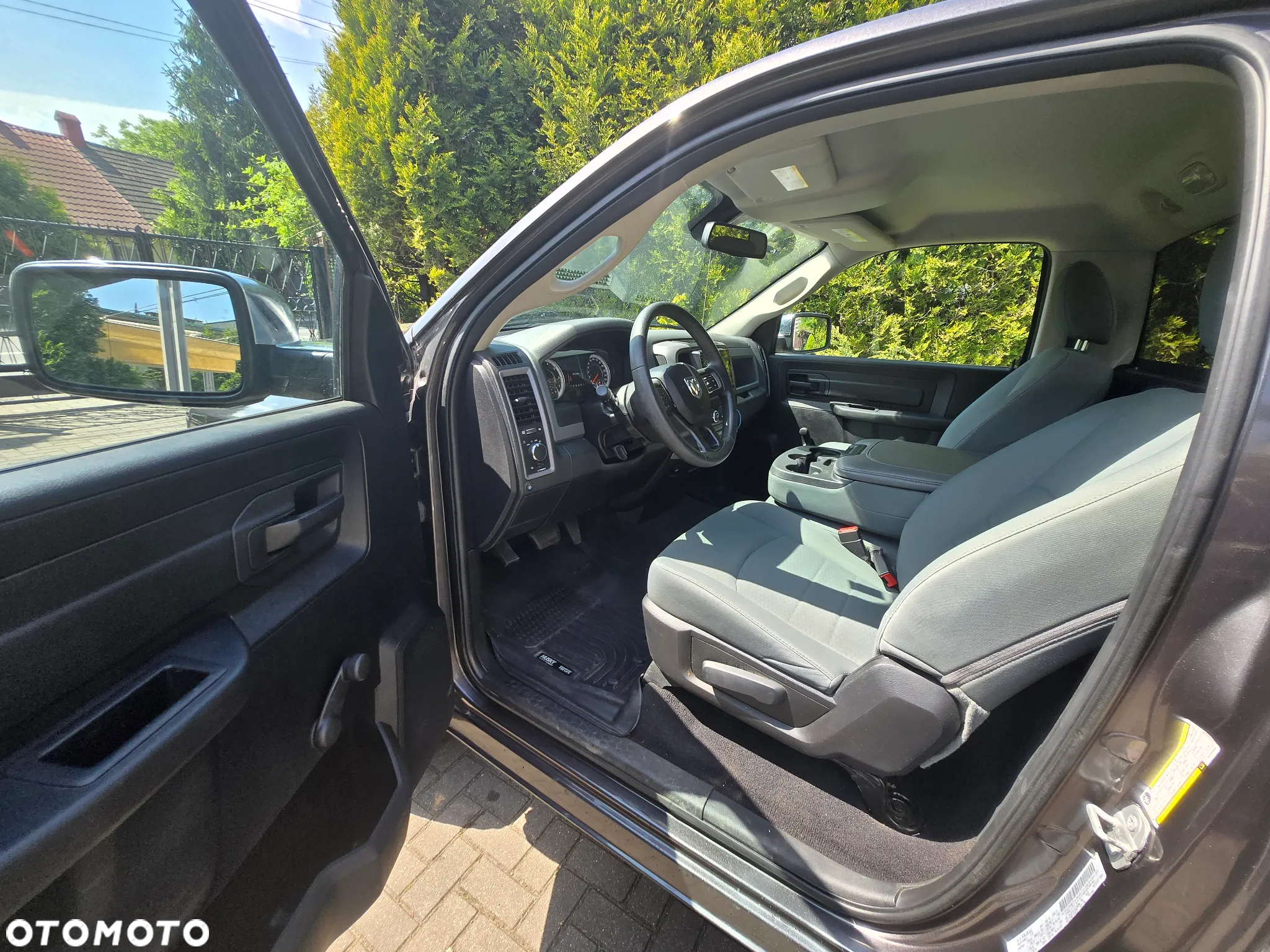Dodge RAM 1500 5.7 4x4 - 5