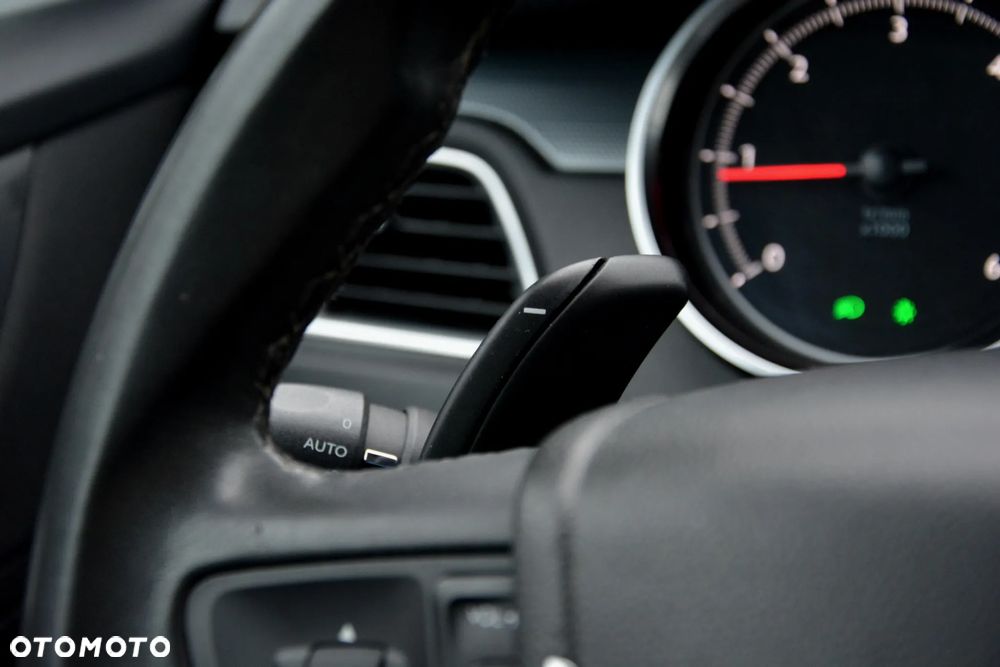 Peugeot 508 BlueHDi FAP 180 Automatik Stop&Start Allure - 35