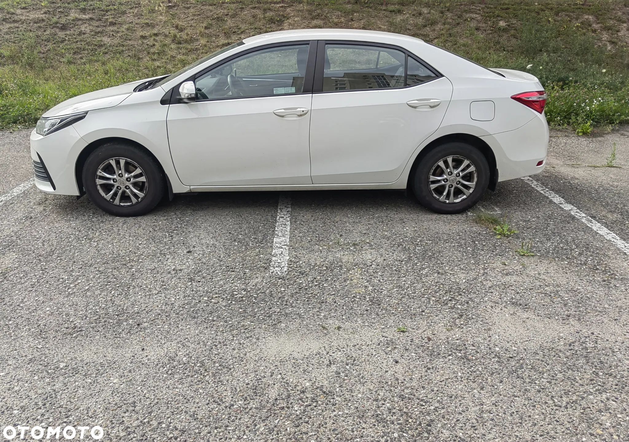 Toyota Corolla 1.33 Active - 1