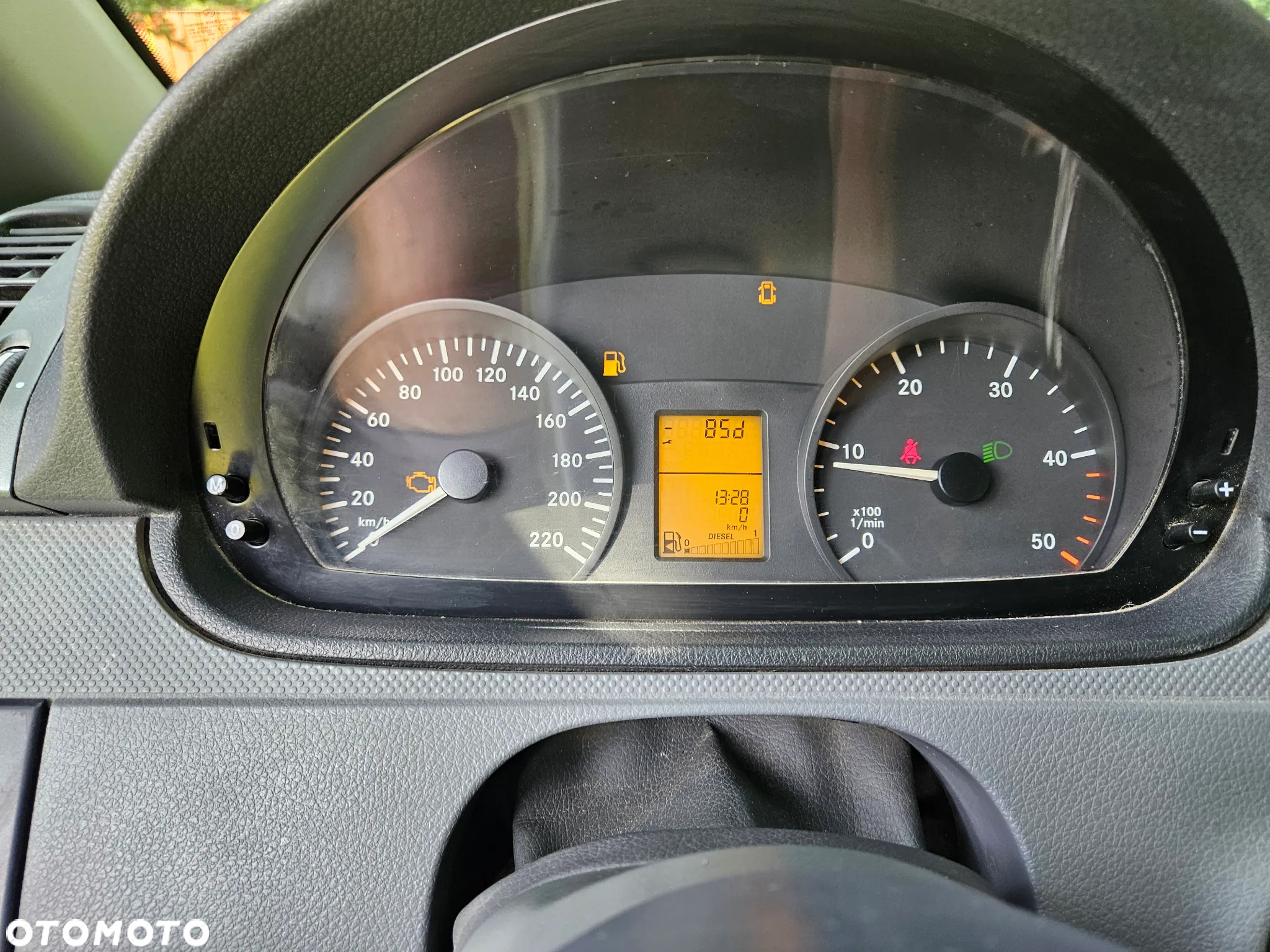 Mercedes-Benz Vito - 21