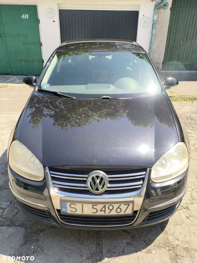 Volkswagen Jetta 1.9 TDI Comfortline - 18