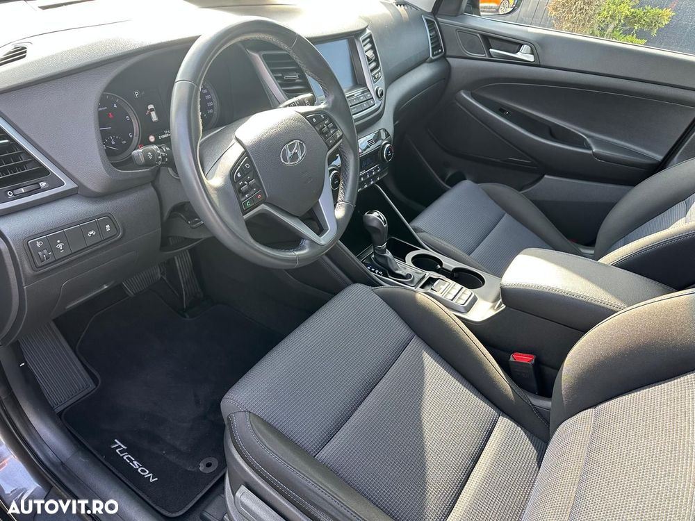 Hyundai Tucson - 8