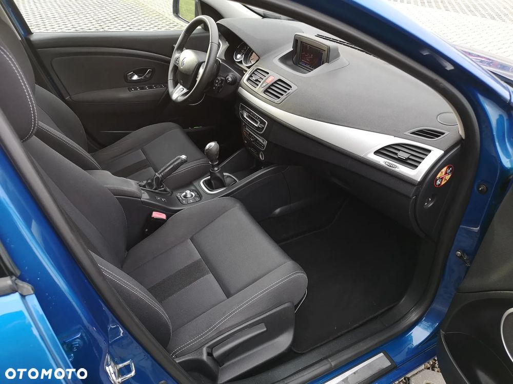 Renault Megane TCe 180 Dynamique - 6