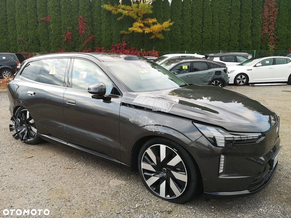 Volvo EX90