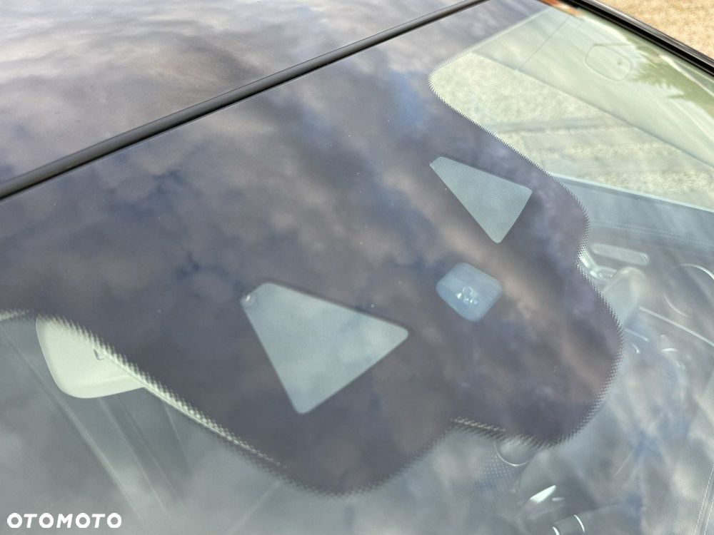 Mercedes-Benz Klasa E - 37