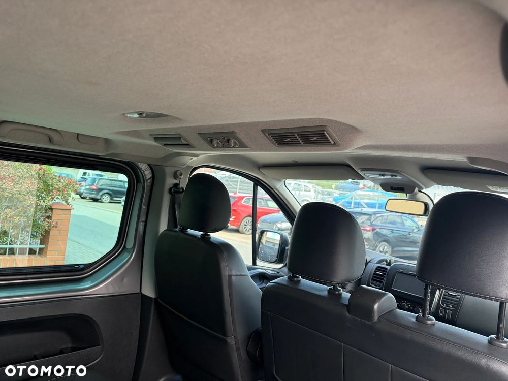 Opel Vivaro - 11