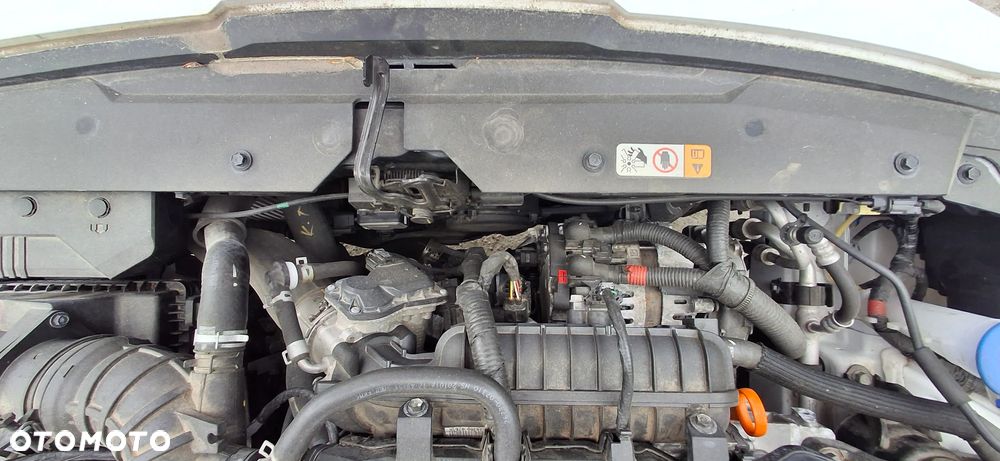 Hyundai i20 1.0 T-GDI 48V-Hybrid DCT Trend - 9