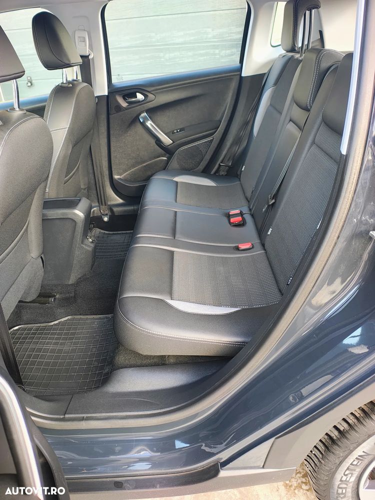 Peugeot 2008 PureTech 110 GPF Stop&Start EAT6 Allure - 5