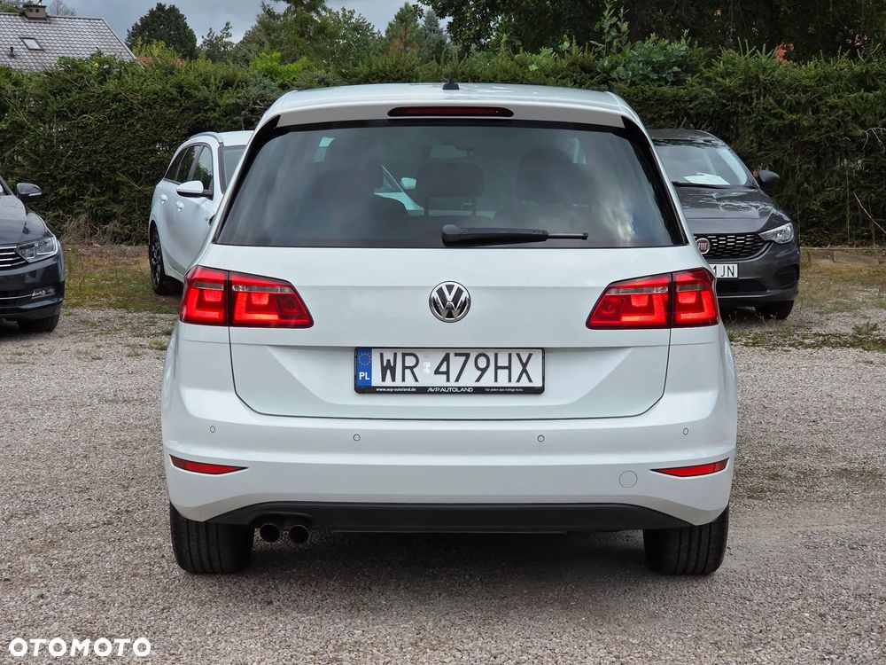 Volkswagen Golf 2.0 TDI Sound - 26