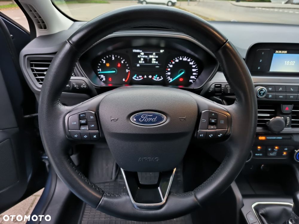 Ford Focus - 16