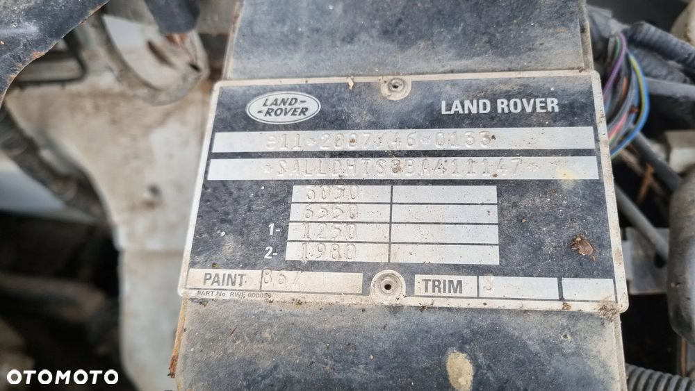 Land Rover Defender - 28