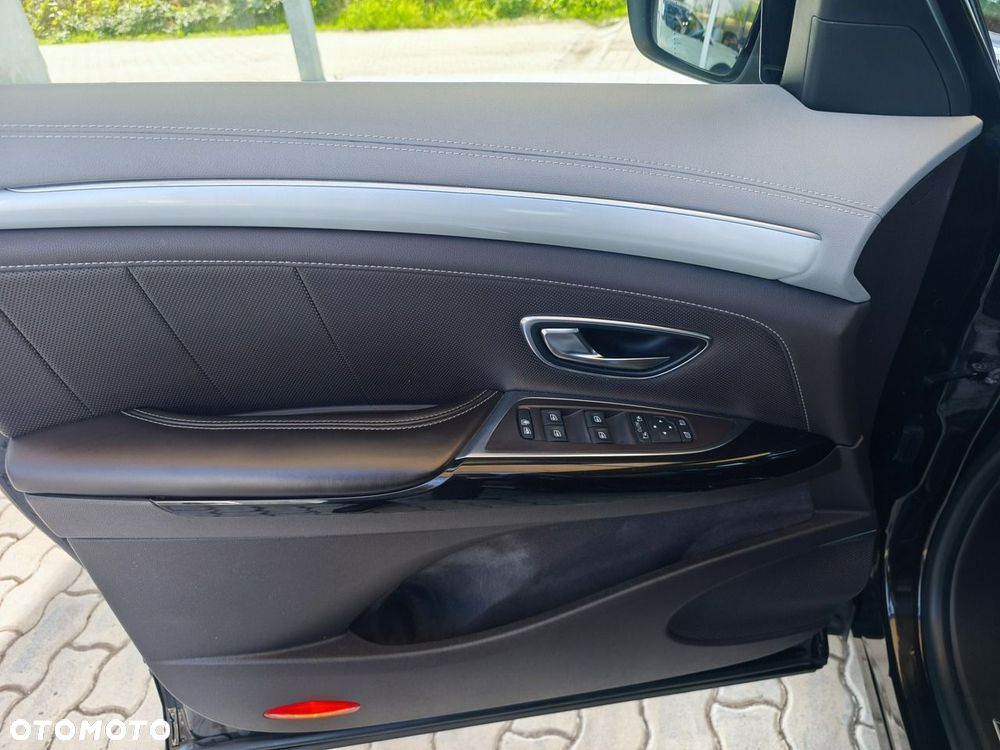 Renault Espace 1.6 dCi Energy Initiale Paris EDC - 19