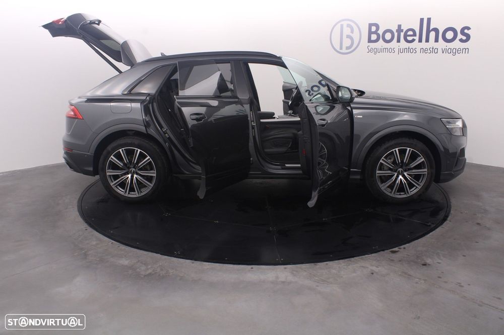 Audi Q8 50 TDI quattro Tiptronic - 16
