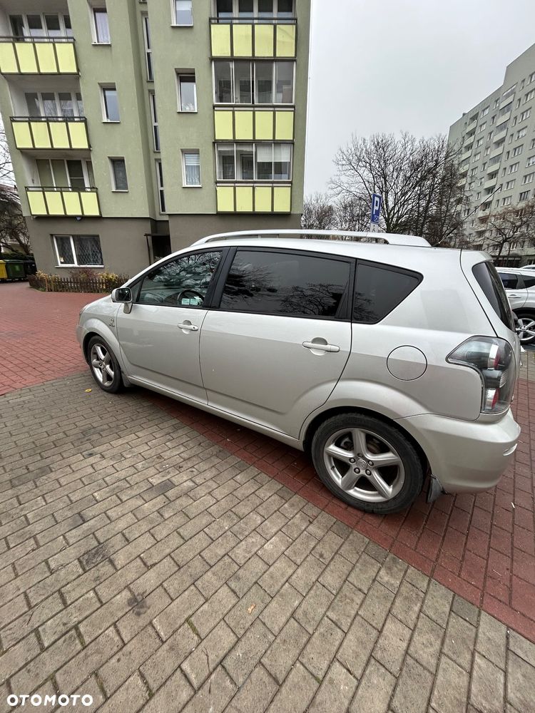 Toyota Corolla Verso 2.2 D-4D X - 13