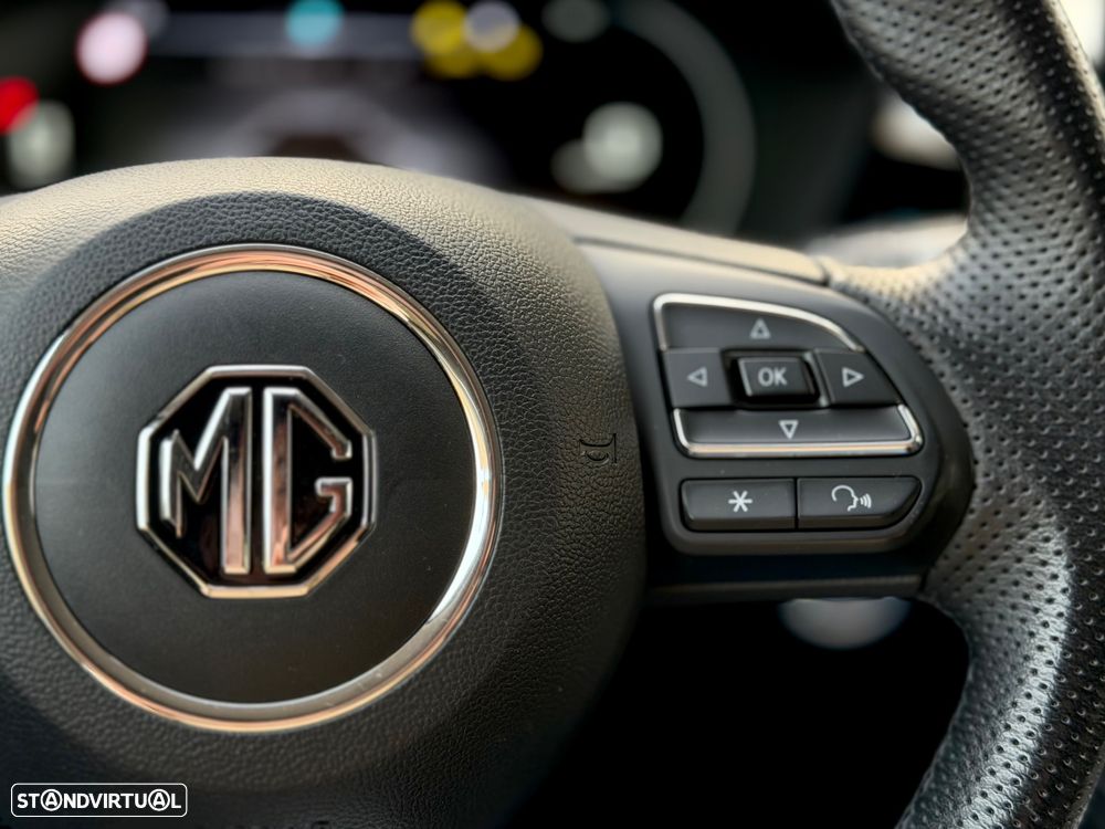 MG MG5 5 Standard Luxury - 23