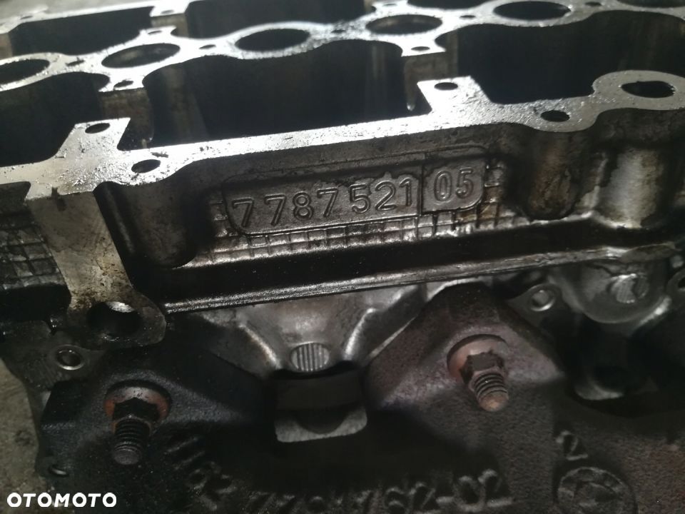 BMW E87 E46 GŁOWICA SILNIKA 2.0D M47 7787521 - 5
