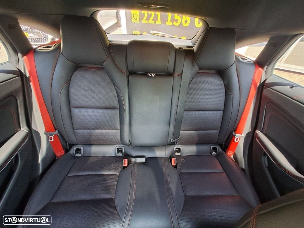 Mercedes-Benz CLA 45 AMG Shooting Brake 4Matic+ - 12