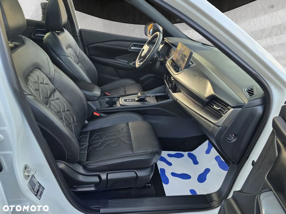 Nissan Qashqai 1.3 DIG-T MHEV Xtronic Tekna - 19
