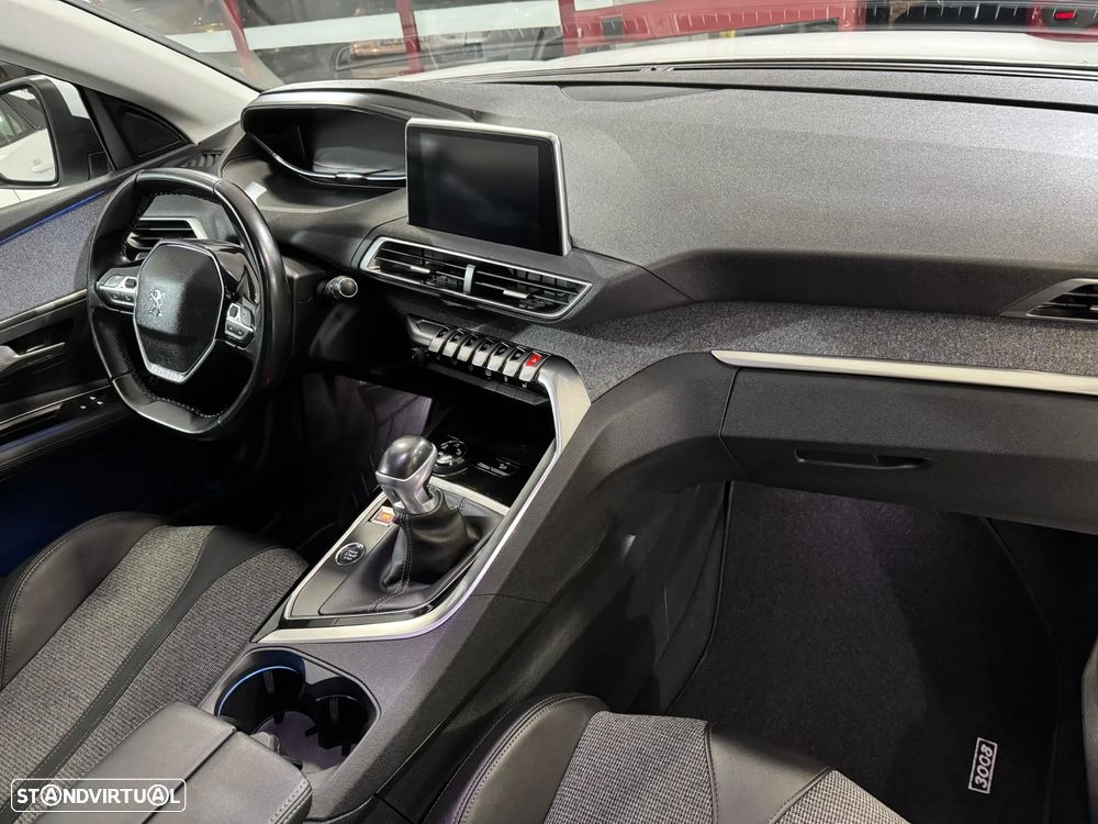 Peugeot 3008 PureTech 130 Stop & Start Allure - 3