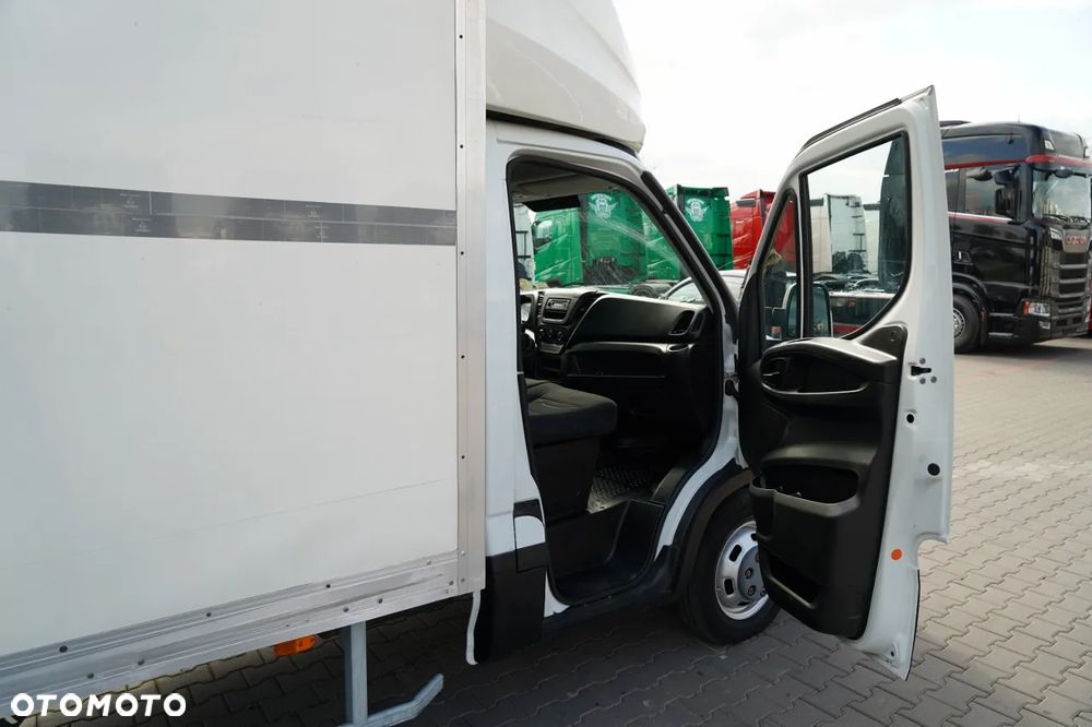 Iveco DAILY 35-150 / KONTENER 4,2 M / WINDA-750kg / BLIŹNIAK DMC: 3500 KG - 34