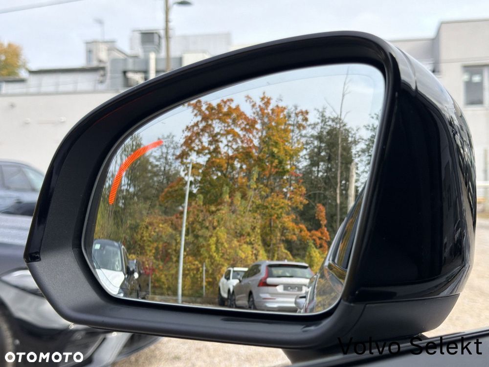 Volvo XC 40 - 32