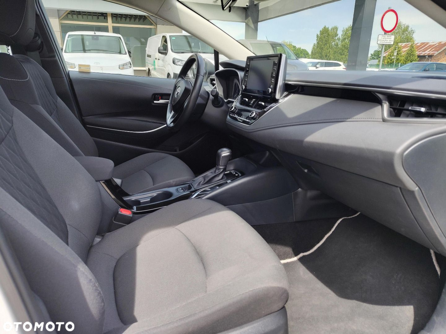 Toyota Corolla - 8