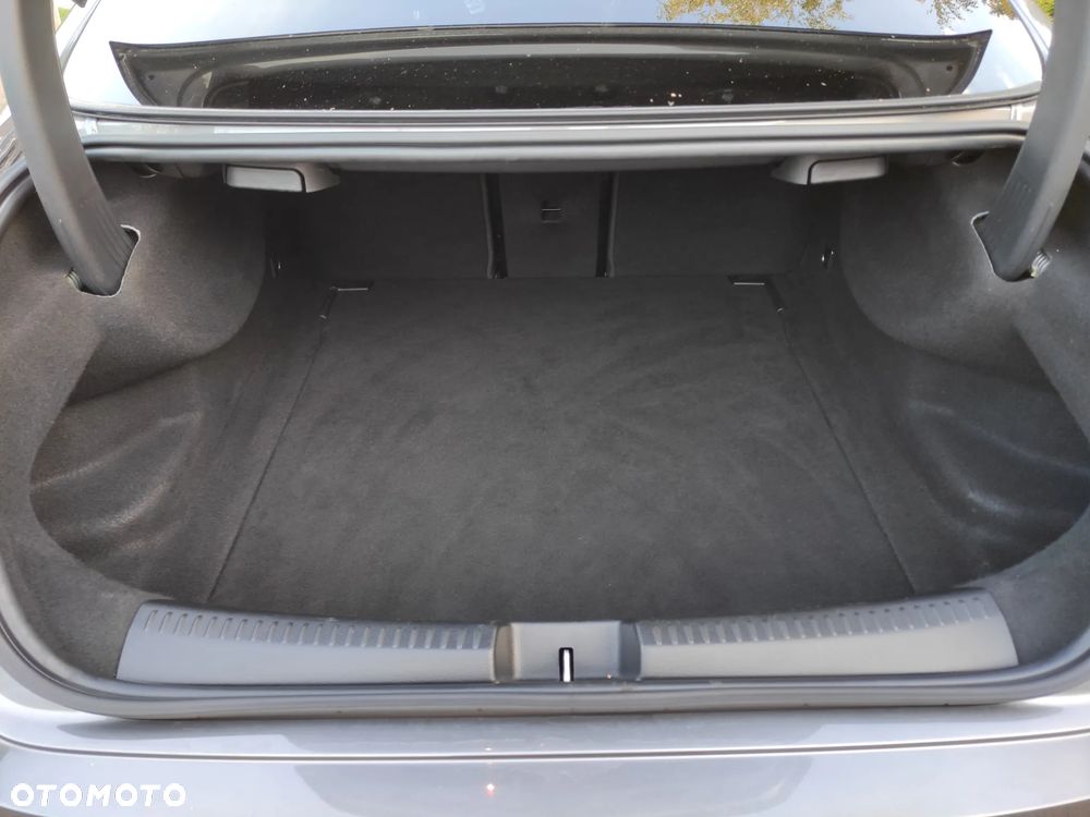 Mercedes-Benz CLA 200 d 8G-DCT AMG Line - 20