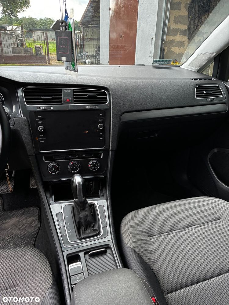 Volkswagen Golf 1.4 TSI BMT Comfortline DSG - 10