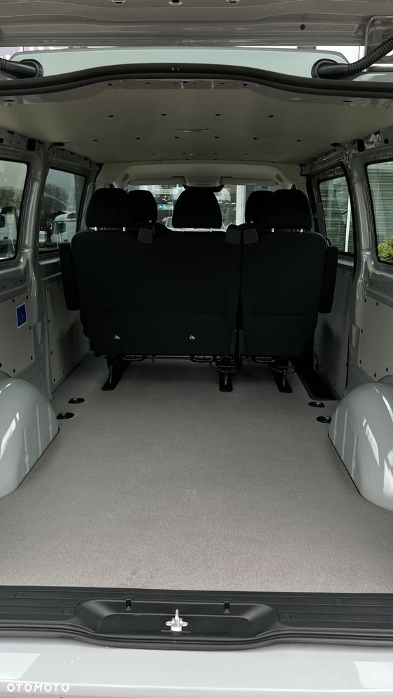 Mercedes-Benz Vito - 17