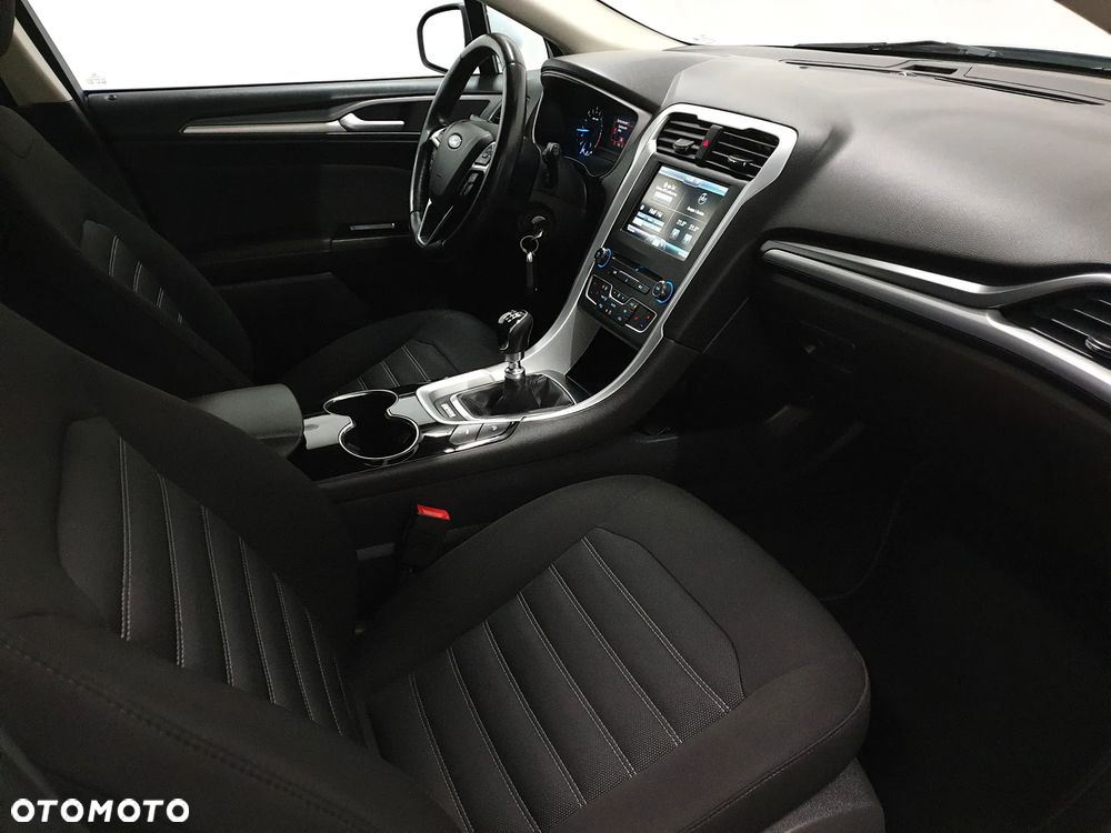 Ford Mondeo - 20