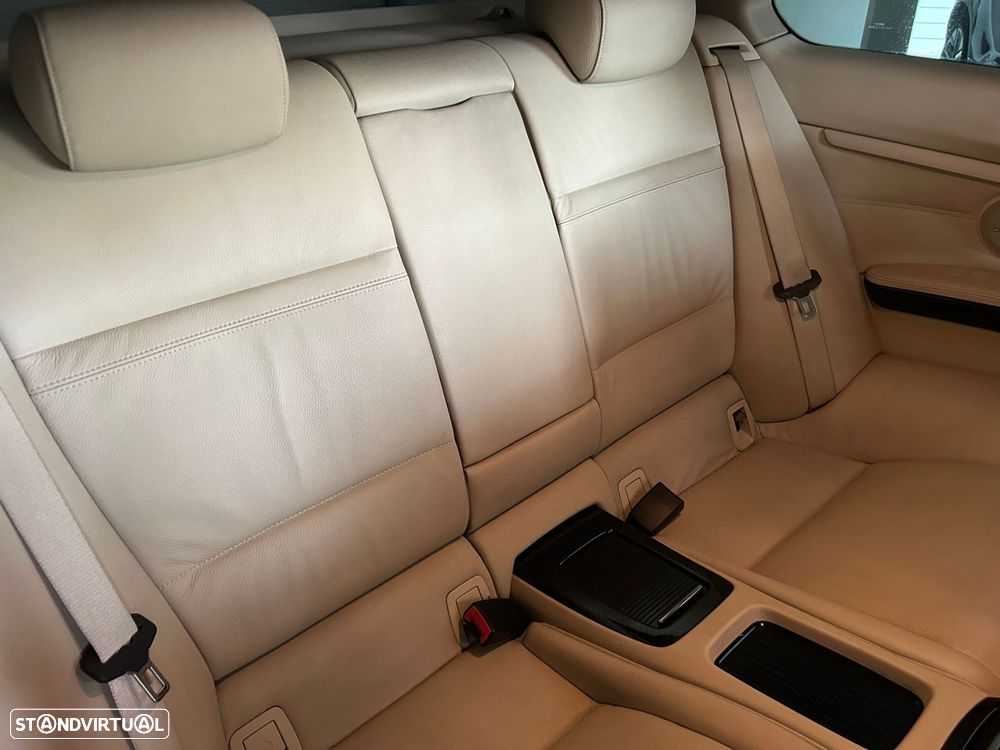 BMW 335 d Auto - 16