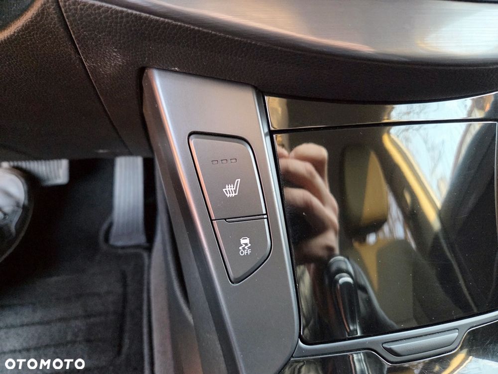 Hyundai i40 Kombi blue 1.7 CRDi DCT Premium - 30