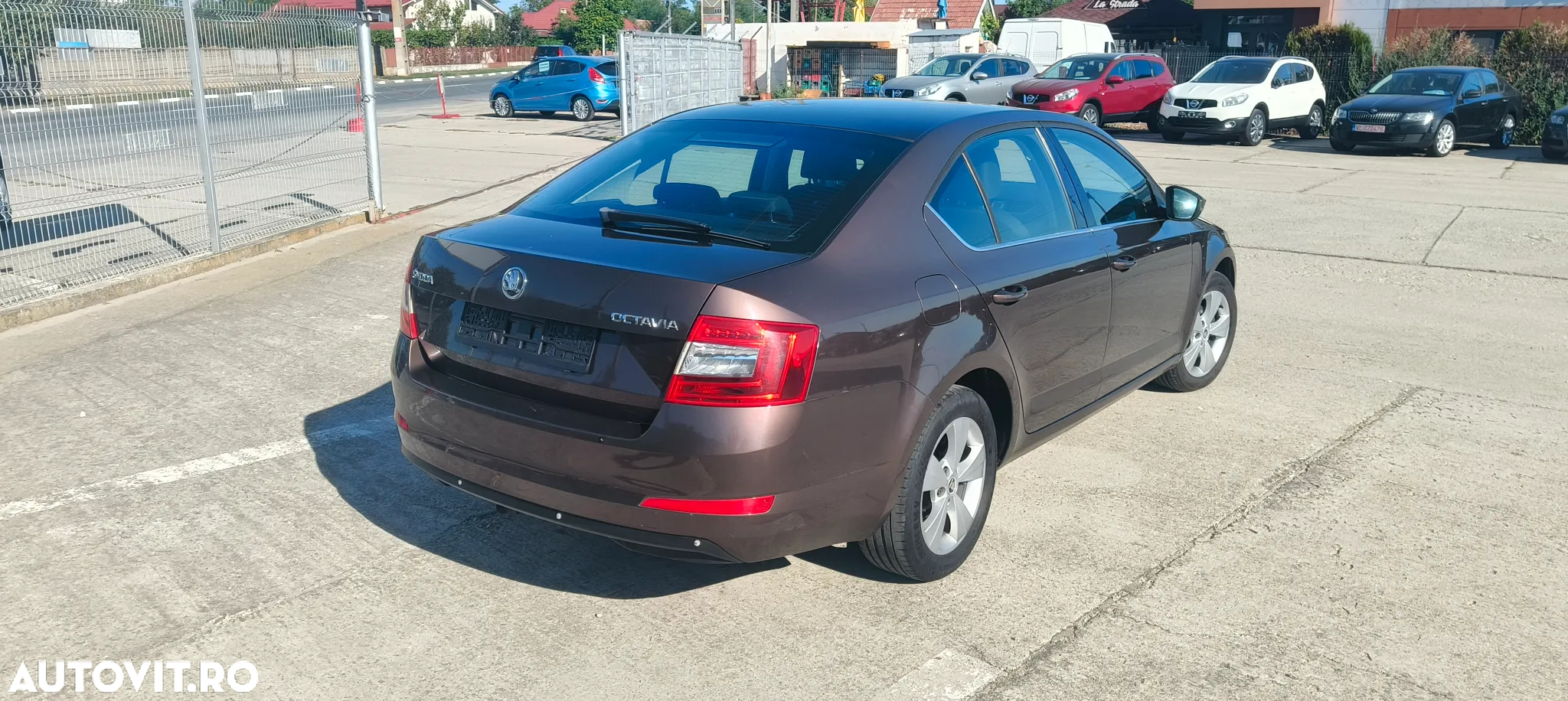 Skoda Octavia 1.6 TDI DSG Style - 5