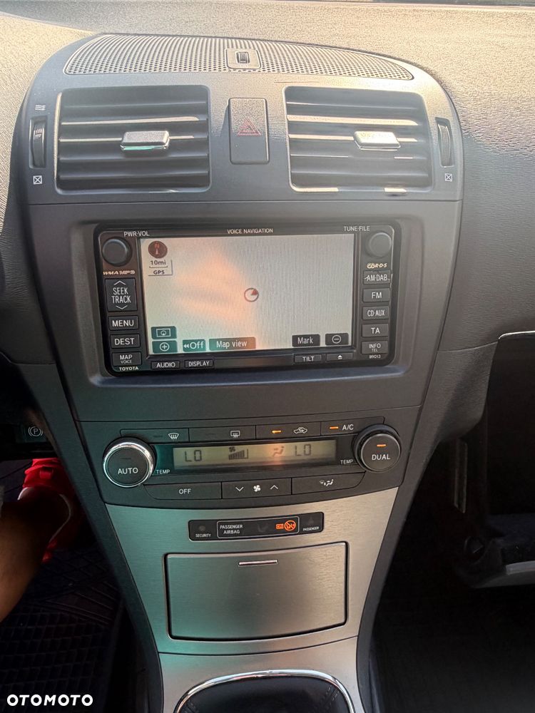 Toyota Avensis 2.0 D-4D Edition - 23