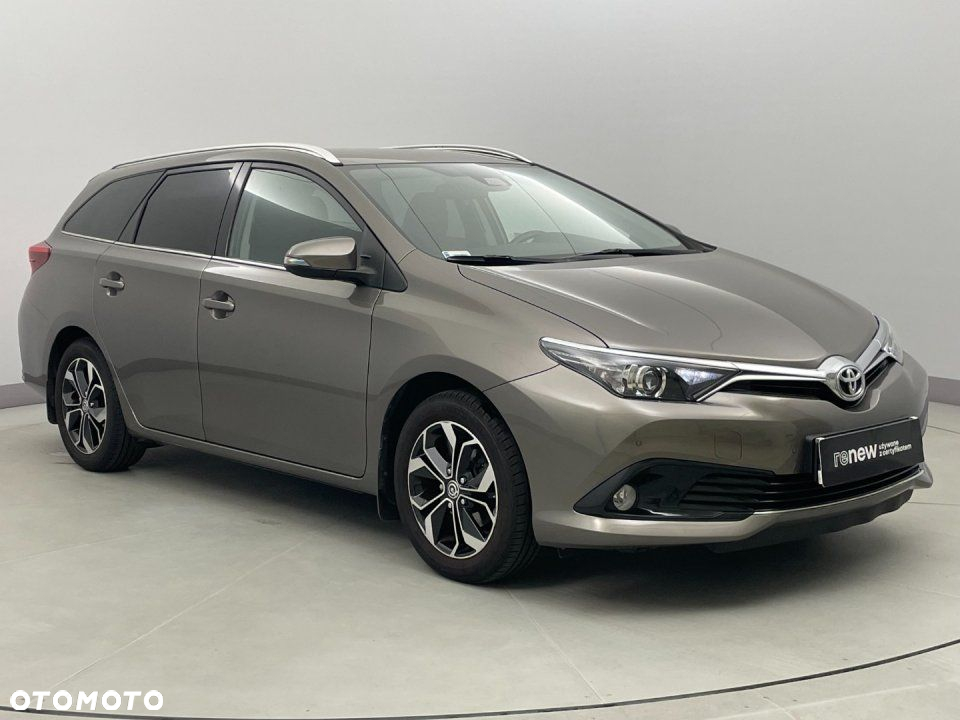 Toyota Auris - 7